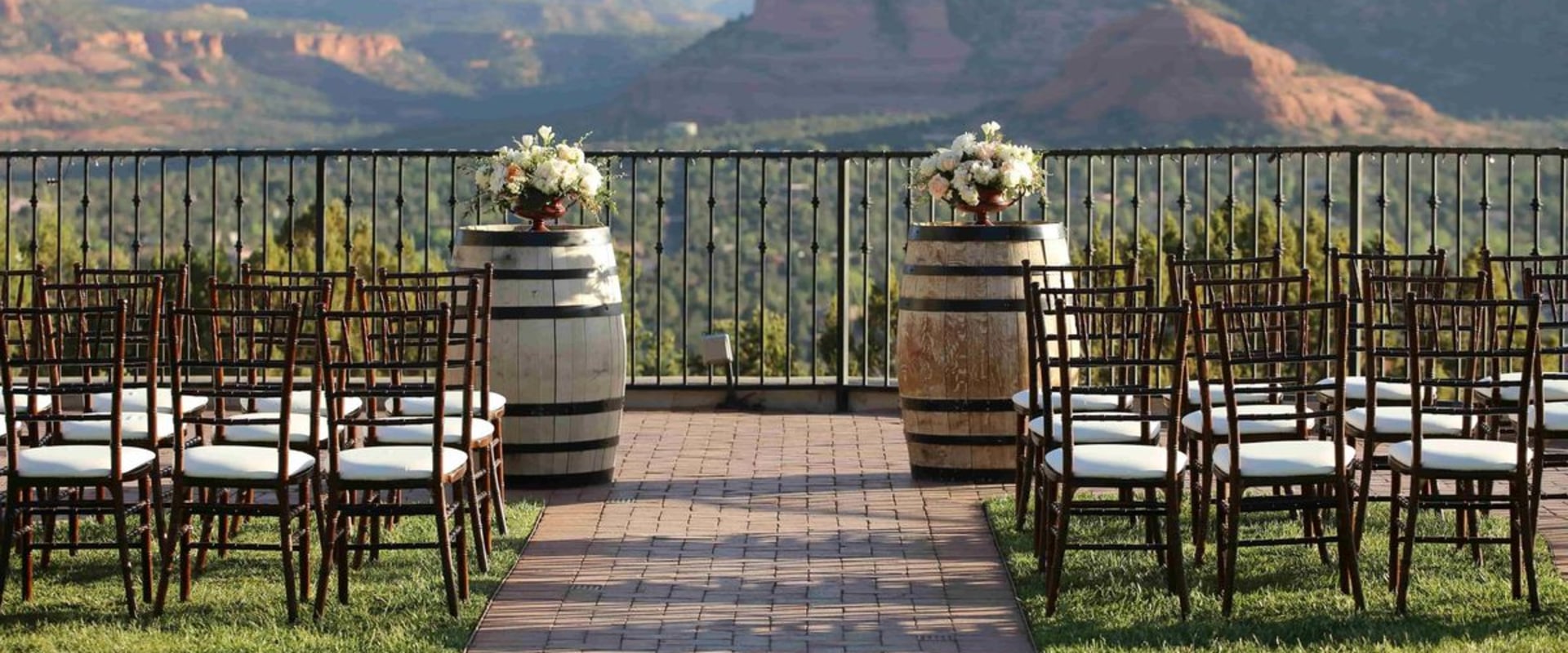 Outdoor Decor and Furniture Rentals for Your Dream Arizona Wedding