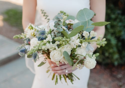 All You Need to Know About Bouquets and Centerpieces for Your Arizona Wedding